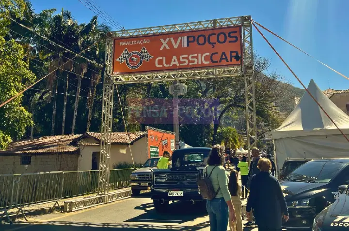 Começa hoje o XVIII Poços Classic Car