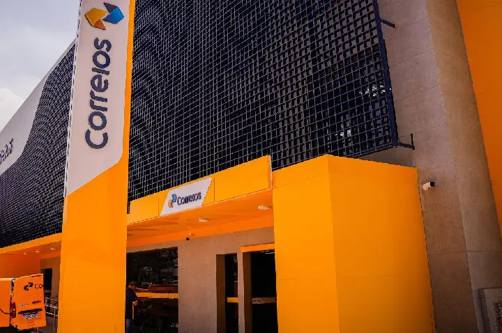 Pagamentos com cartão nos Correios são suspensos após operação da PF