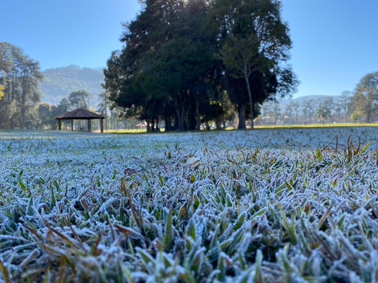 Poços de Caldas deve registrar queda nas temperaturas