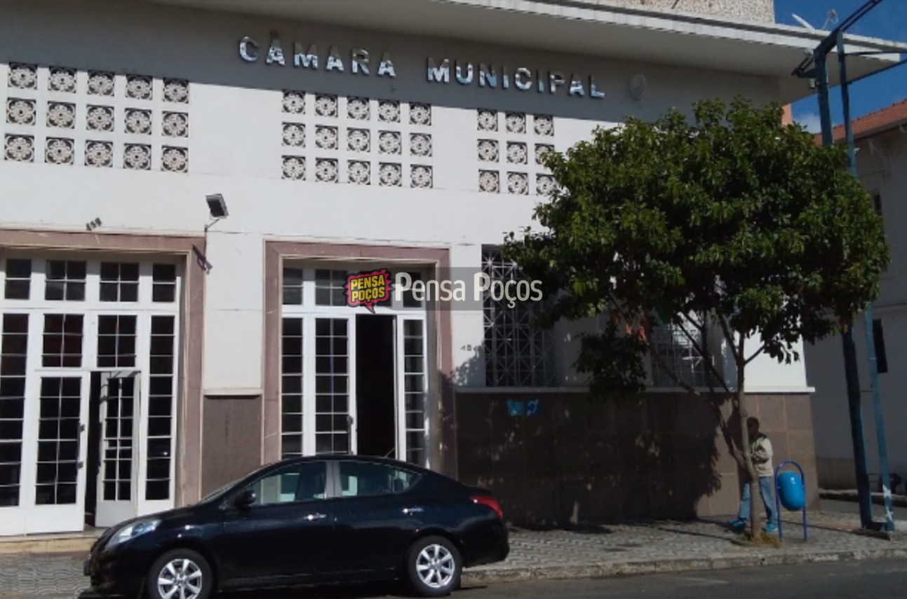 Câmara Municipal de Poços de Caldas Aprova Moção de Solidariedade ao Ex-Presidente Bolsonaro