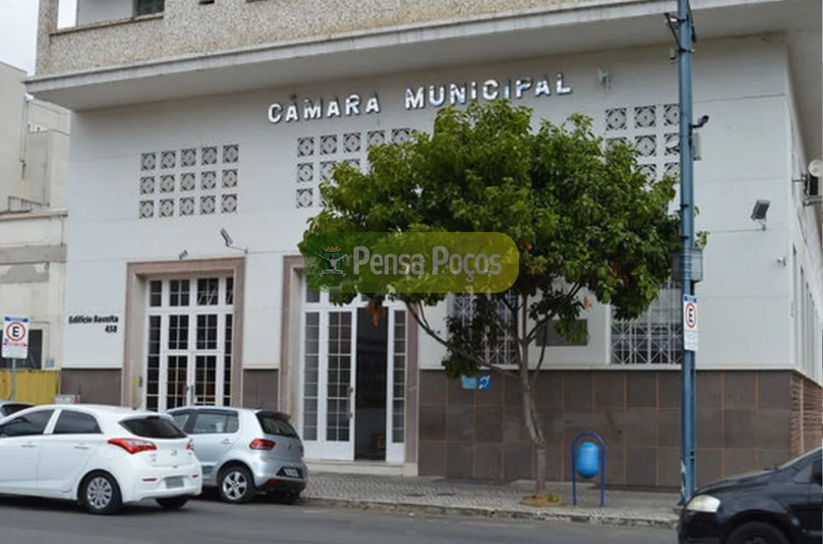 Prazo para inscrições de estagiários na Câmara de Poços termina neste sábado