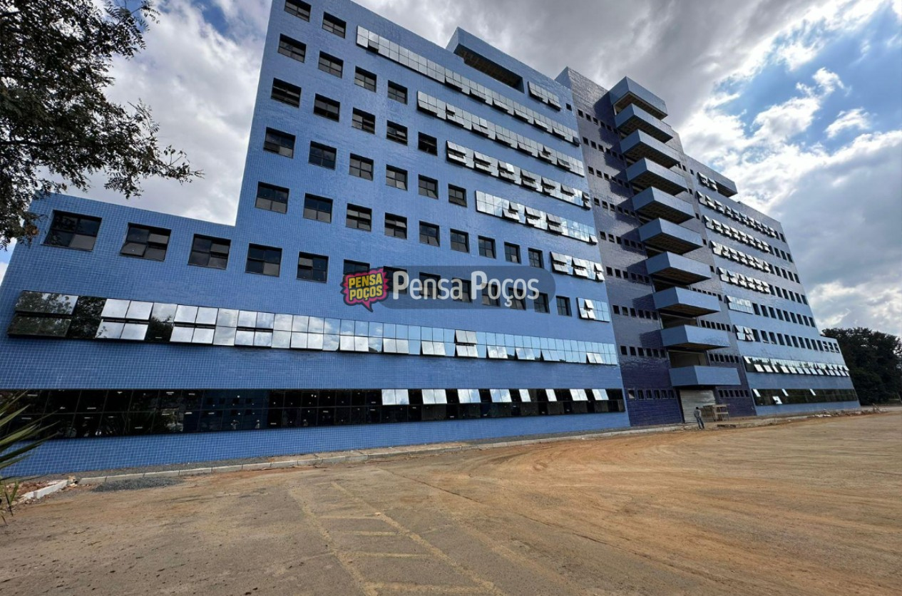 Prefeitura abre edital para contratar servidores temporários em Poços