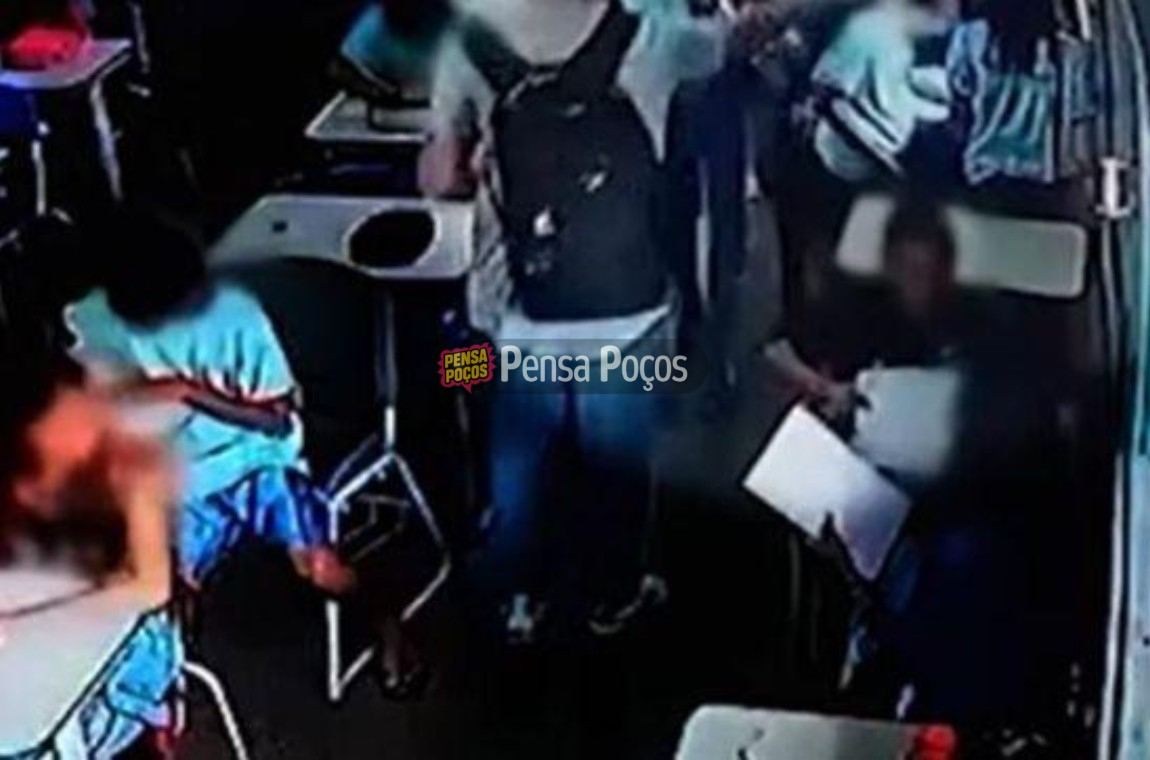 Professor é afastado após jogar água em aluna dentro de sala de aula