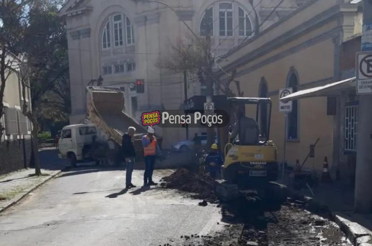 Rua Paraná segue inacessível até sexta-feira