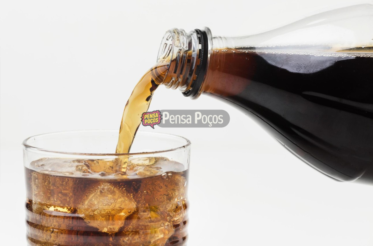Fábrica é condenada por corpo estranho em refrigerante no Sul de Minas