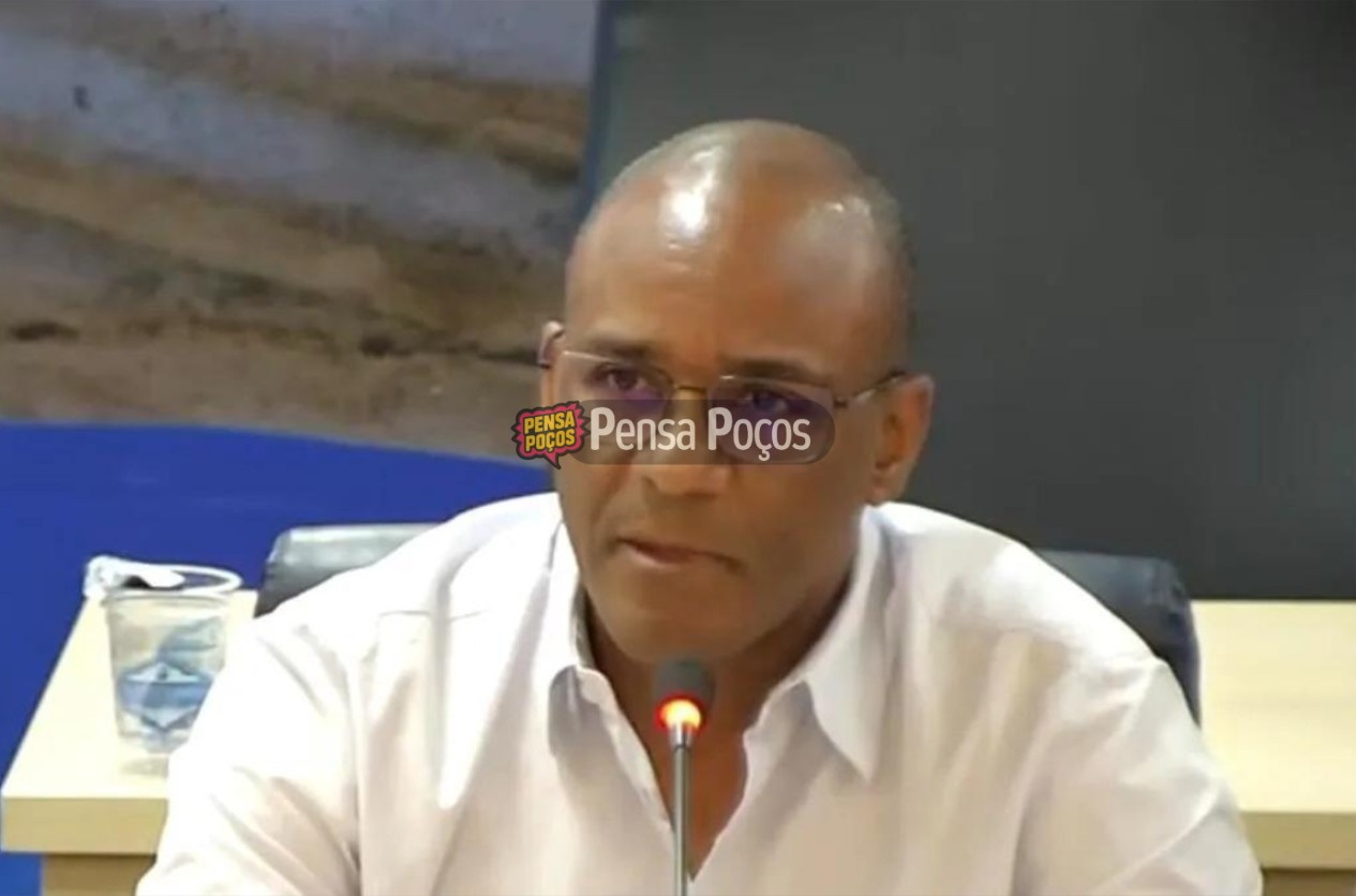 Professor denuncia manipulação e escândalo na Secretaria de Esportes em Poços
